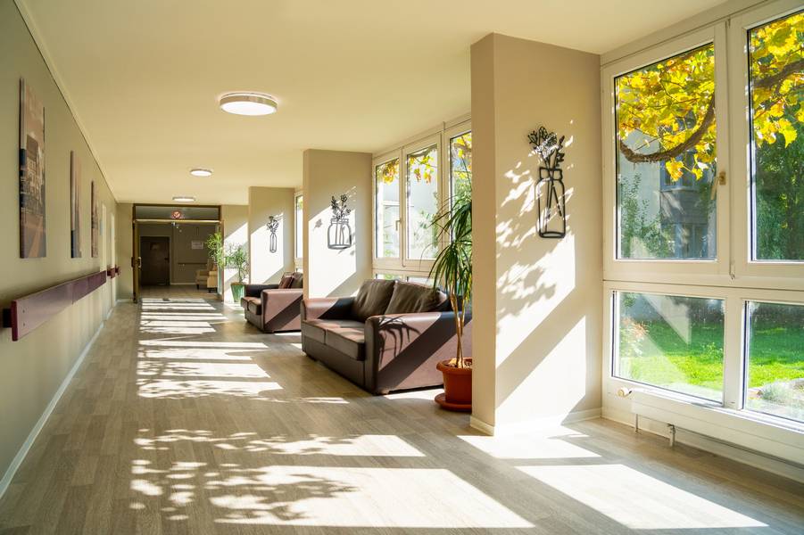 Sitzecken in den Fluren